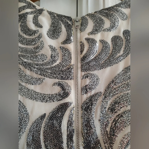 Forever 21 Cocktail sequen dress - Picture 2 of 9